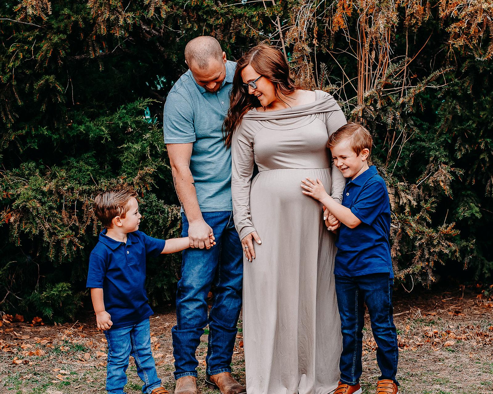 mom and newborn photography photo shoot of baby girl and other kids in one of my favorite locations