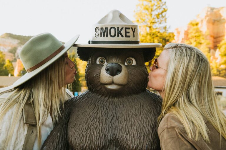 Red Canyon Engagement Photography Near Bryce Canyon
