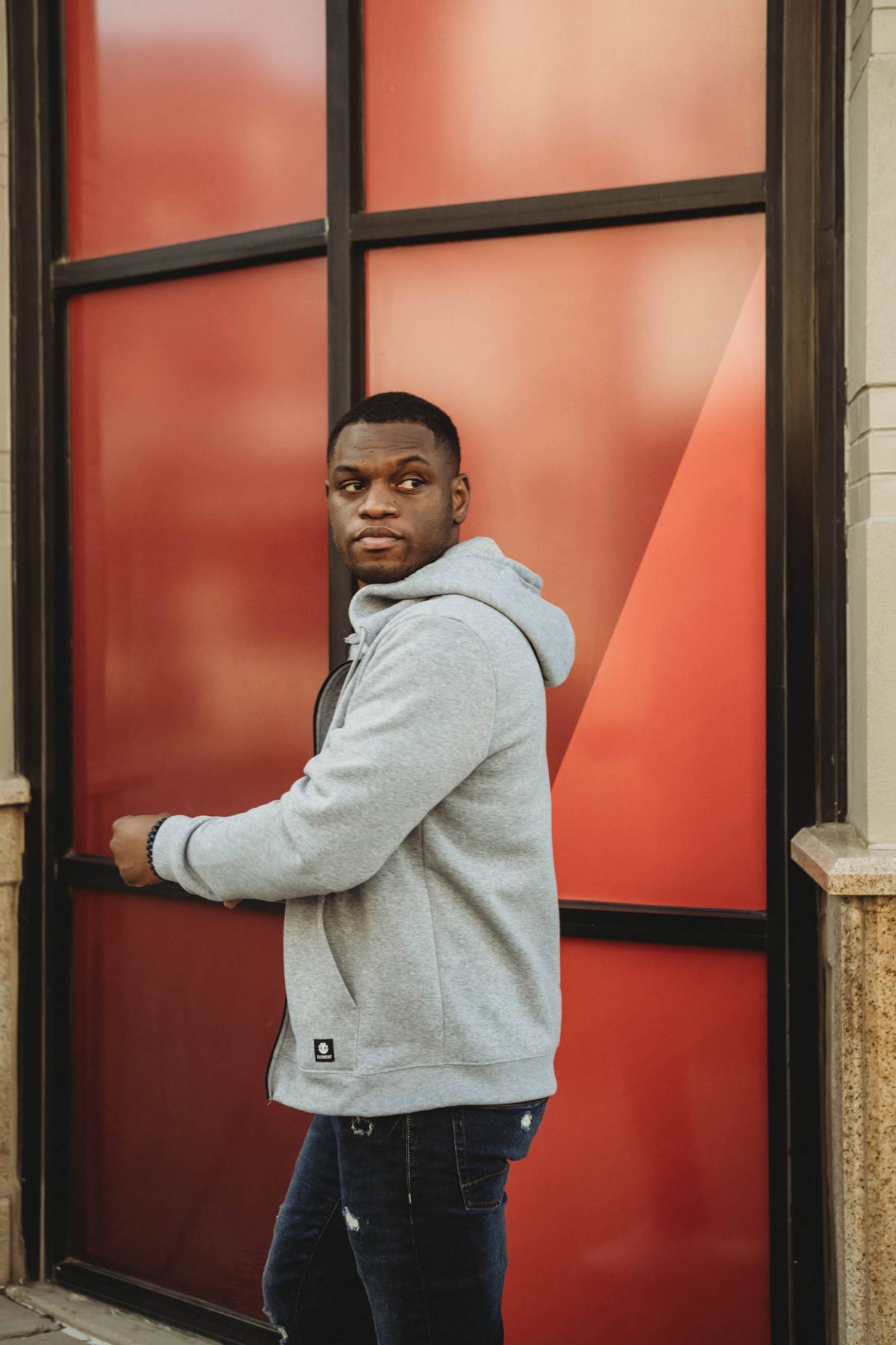 online dating photography and video outdoors for your authentic self in natural light that will lead to your wedding day and other special occasions