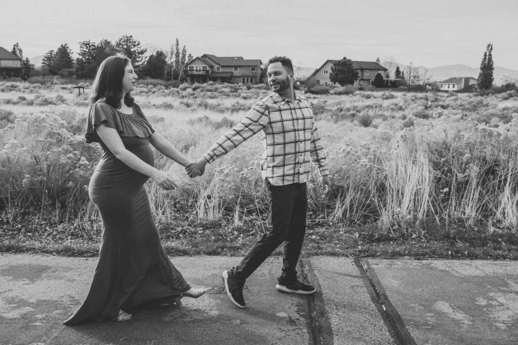 utah maternity photographer from a talented photographer who is excited to do a gallery reveal of images of your pregnant with your kids posing in a studio