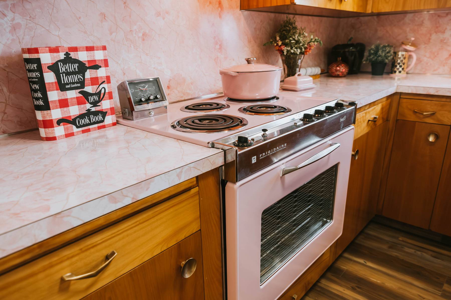 full wedding day or wedding date availability for your perfect location for beautiful photos