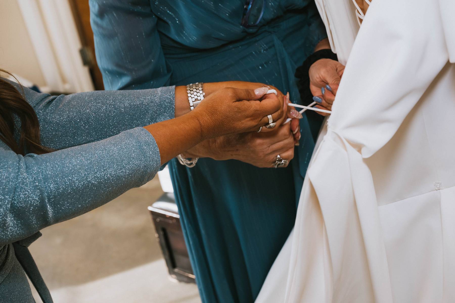 feel confident booking because I care deeply about your big day and I love giving a beautifully craft location guide