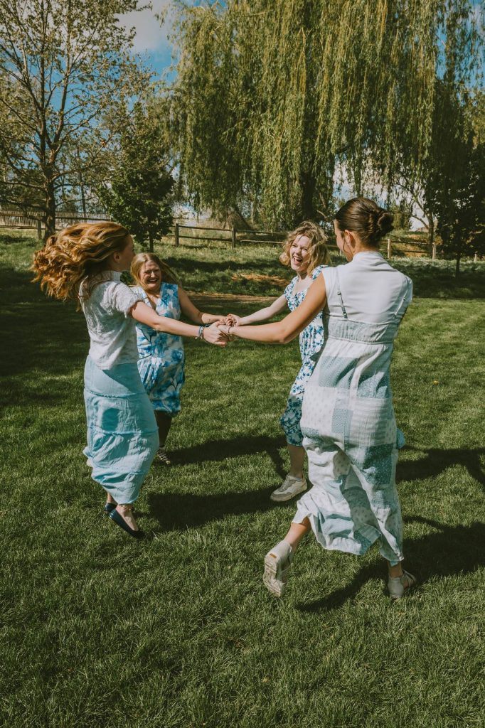 utah senior photographer individual senior portraits blue and white outfits view joy and phase