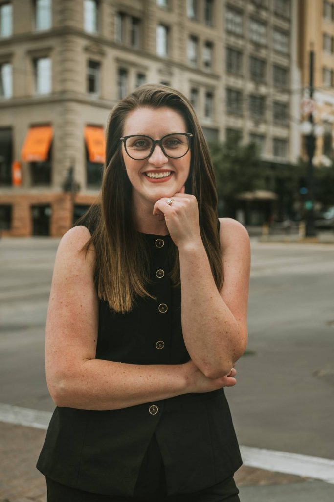 Professional images from outdoor headshot session Salt Lake City | Wardrobe styling for professional portrait session Salt Lake City