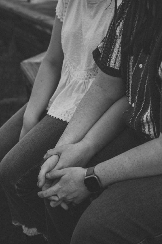 Utah engagement photographer documenting sunset engagement photos