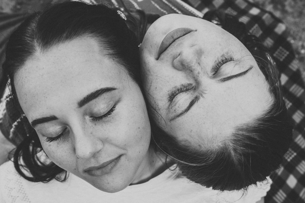 Utah wedding photographer capturing candid engagement pictures